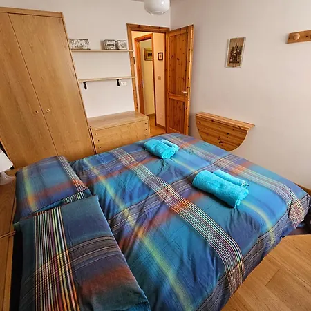 Apartment Splendid 300 Meters From The Slopes La Thuile