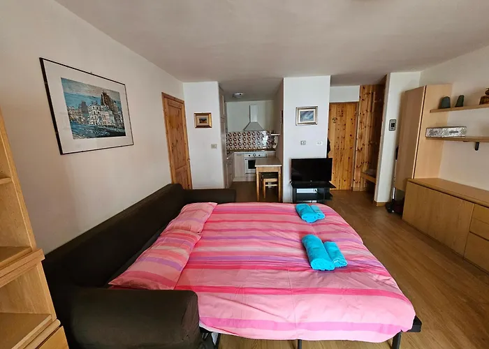 Splendid 300 Meters From The Slopes Apartment La Thuile